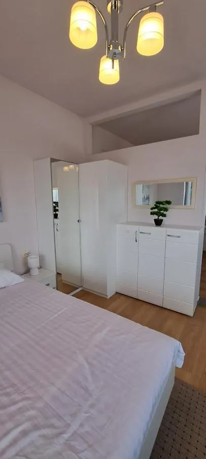 Apartment Studio Apartman Zara Kastav